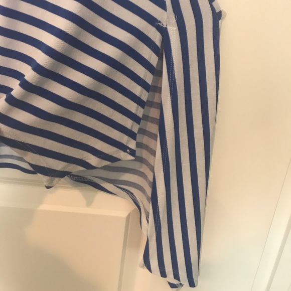 Travelers by Chico’s Long Flowing Top Size 2 - Picture 3 of 6